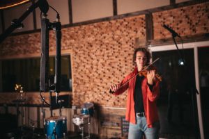 N8-Stereo-Kit-Violin-Room