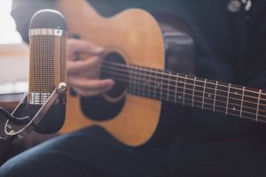 Hero-R84A-Acoustic-Guitar