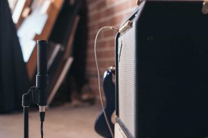 N8-Electric-Guitar-Distant