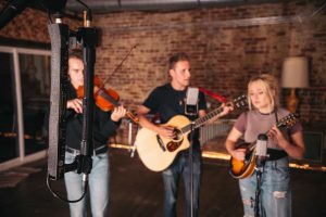 N8-Stereo-Kit-Folk-Ensemble-Room