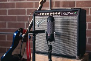 R84-SM57-Blended-Electric-Guitar
